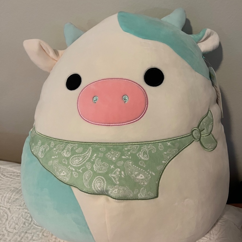 Squishmallow Cow Belana with blue bandana 16” Easter 2021  perfect condition wit